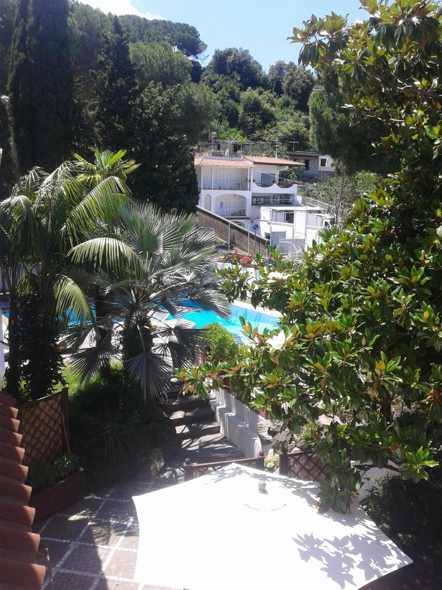 Villa Cinque Pini Casamicciola Terme Δωμάτιο φωτογραφία